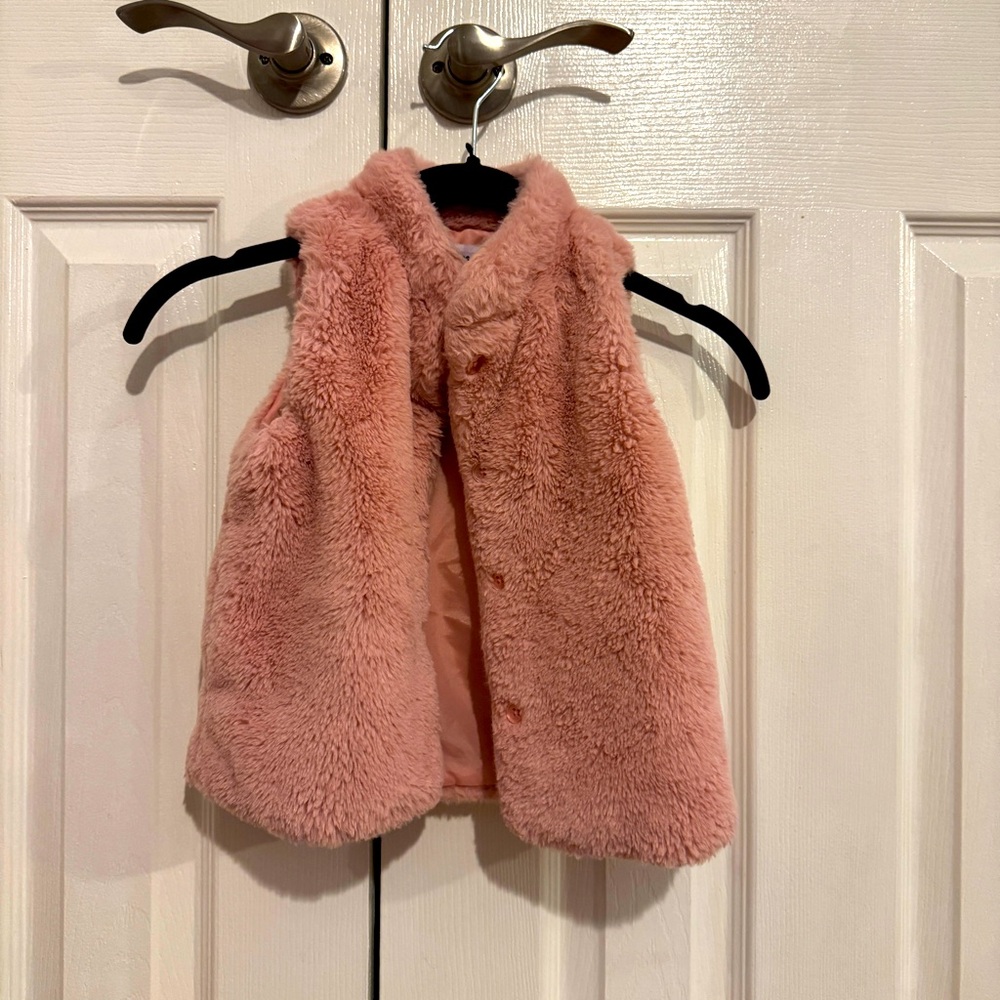 Toddler 4T Epic Threads pink furry vest